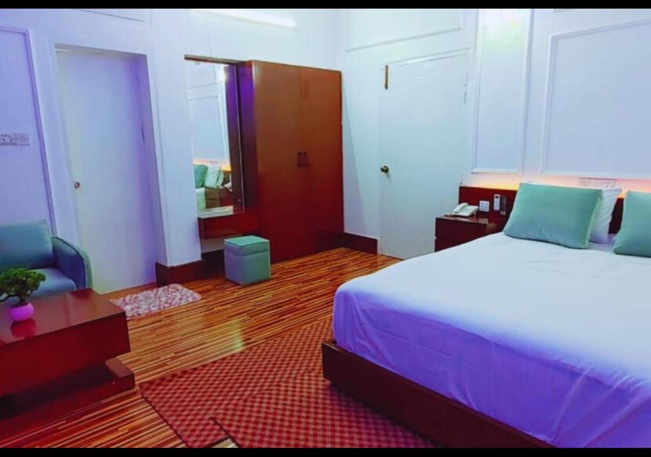 Rezala Restaurant And Residence Dhaka Zewnętrze zdjęcie